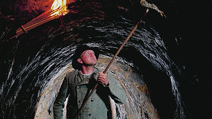 Till Loos Koboltgruva lockas årligen tusentals besökare för att få uppleva en genuin 1700-talsgruva på djupet. Foto: Loos Koboltgruva