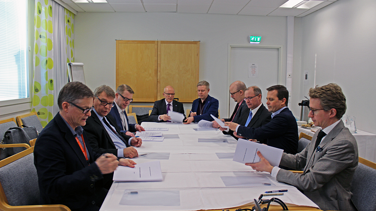 Allianssisopimuksen allekirjoitustilaisuus pidettiin Rovaniemellä 3.2.2020.