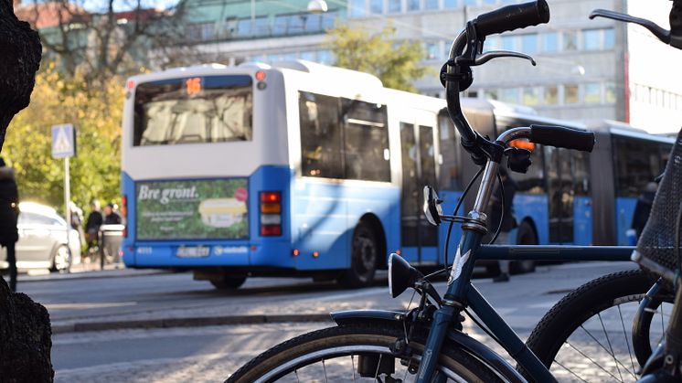 Resandet med kollektivtrafik minskade kraftigt under 2020. Däremot ökade antalet cykelresor.