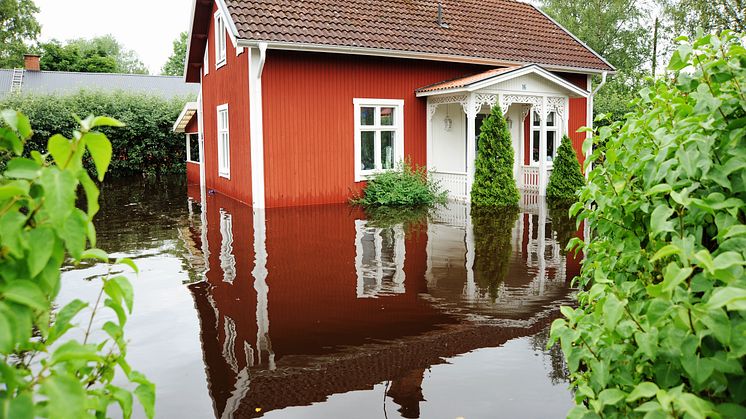 Det är fastighetsägarens ansvar att förebygga och skydda sin egendom mot översvämningar.