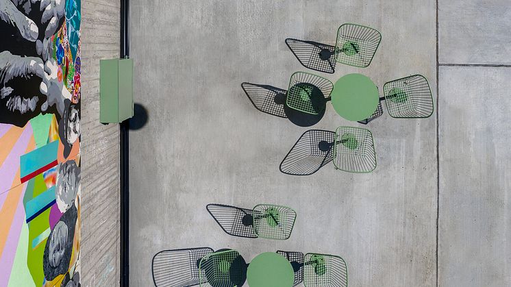 Fittja urban park. Korg furniture group, designed by Thomas Bernstrand. THE ART CUBE, Artistic director Saadia Hussain, Botkyrkabyggen 2015–2020.