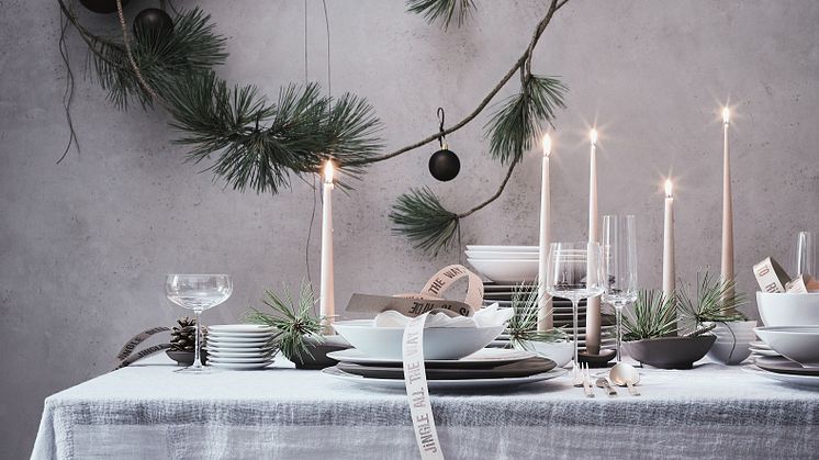 Rosenthal - It's definitely Christmas! Festive dinner table with Rosenthal TAC and Junto