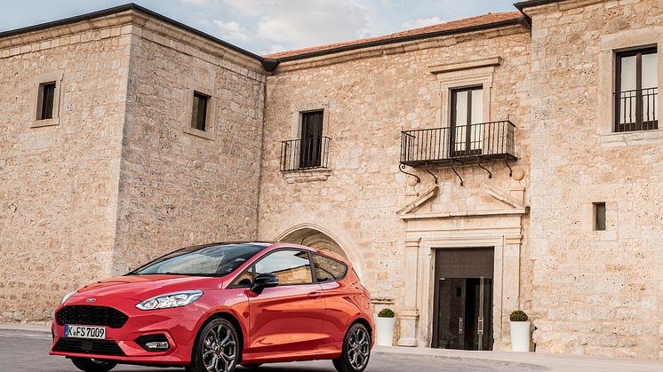 FORD_2020_Go-Electric_Fiesta_055-LOW