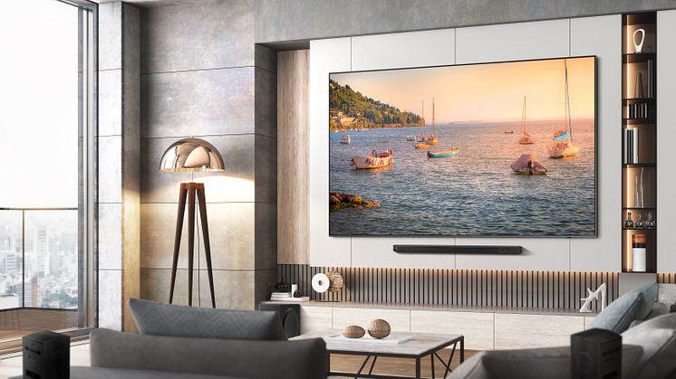 Samsung lanserer 98 tommer QLED-TV – en storskjerm optimalisert for ditt hjem