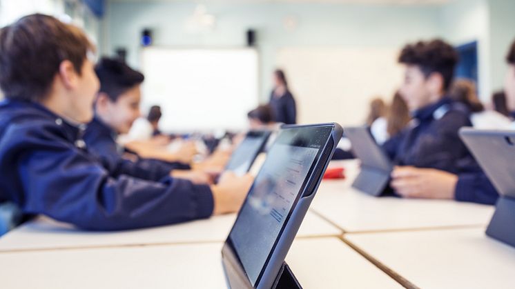Branschorganisationen för utbildningsteknologi, Swedish Edtech Industry, lanserar Att välja och värdera digitala lärresurser som ett stöd för lärare.