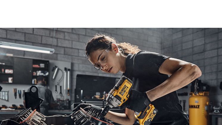 DEWALT To Launch New 20V MAX* XR® 1/2 In. Mid-Range Cordless Impact Wrenches