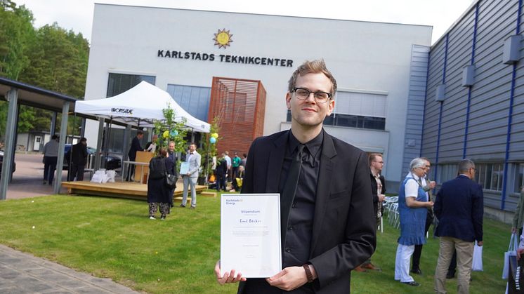 Nyexaminerade Emil Becker som studerat Processtekniker på Karlstads Teknikcenter.