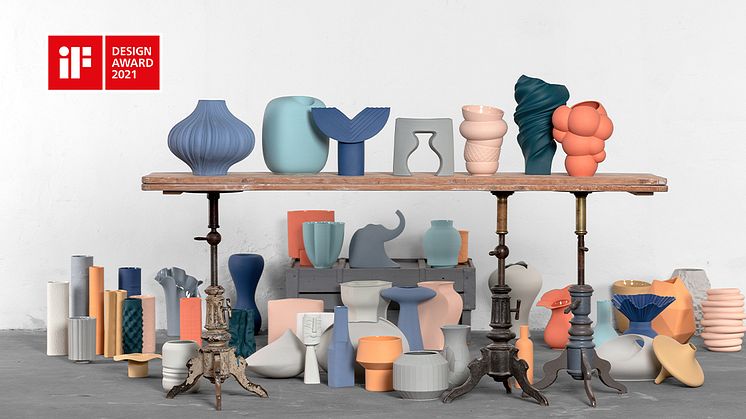 Das Konzept der 60 ikonischen Vasen in zwölf Farben war der internationalen Jury einen iF Design Award wert.