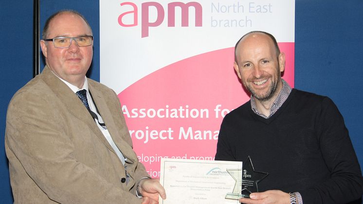 Dr Allan Osborne, Principal Lecturer in Project Management at Northumbria presents Mark Elliott with the Association for Project Management North East Dissertation Prize.
