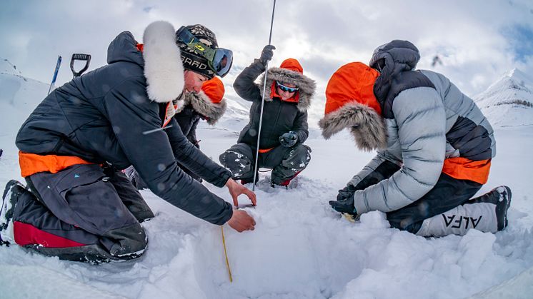 Climate Sentinels team analysing ice on Svalbard. Climate Sentinels is one of the organizations that received donations from Hurtigruten Foundation in 2020. Photo: Climate Sentinels
