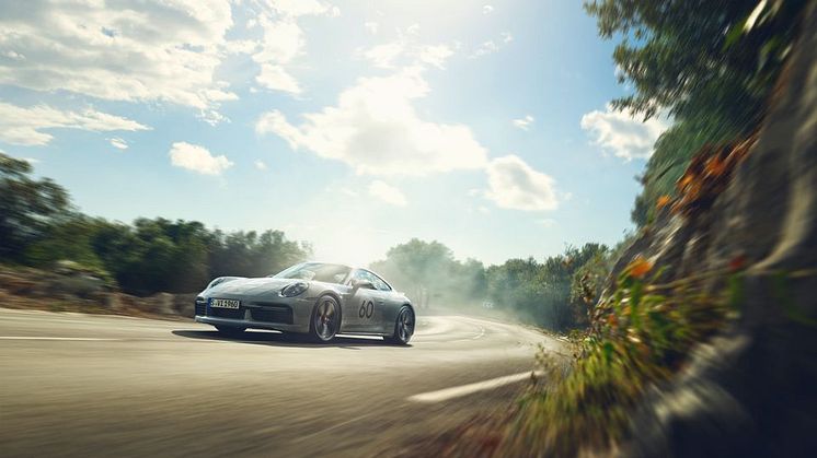 Nya 911 Sport Classic – tillbaka till framtiden