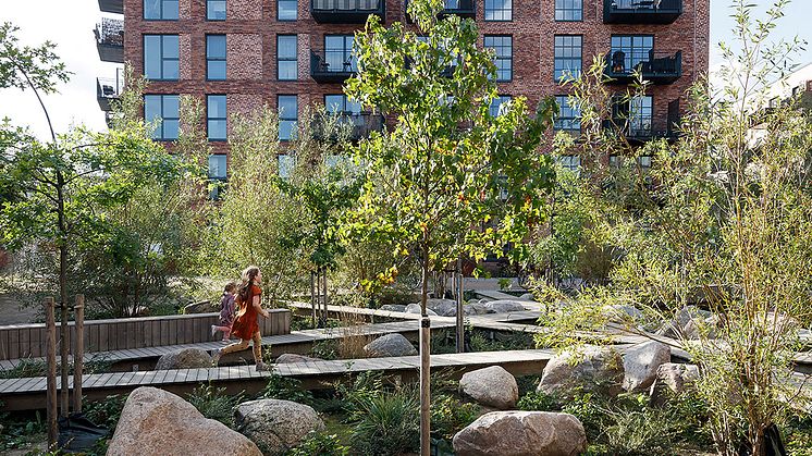 Swecon asiantuntijoiden laatimassa Urban Insight -raportissa esitellään visio vihreästä kaupungista, terveellisistä rakennuksista ja hyvinvointinsa asiantuntevista kaupunkilaisista. Kuva: Grønttorvet, Kööpenhamina. Sweco Architects
