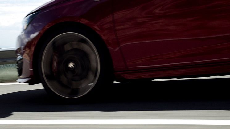 Världspremiär för 308 GTi by PEUGEOT SPORT 
