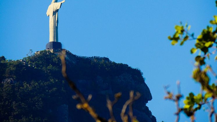 Cristo Redentor, kristusstatyn i Rio de Janeiro vakar över den kristna mosaik som präglar Brasilien.