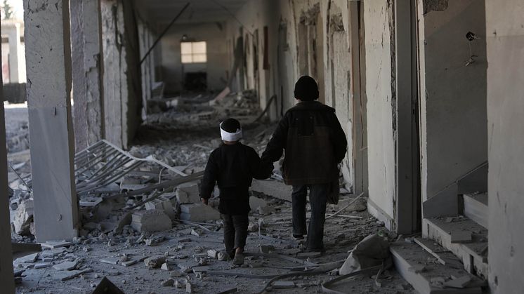 Ny rapport från krigets Syrien: Barndom under belägring