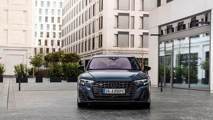 Audi A8 er nu en grønnere luksuslimousine til under 1 mio. kr.