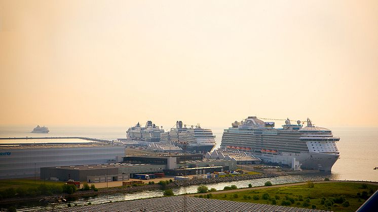 CruiseShips_MND