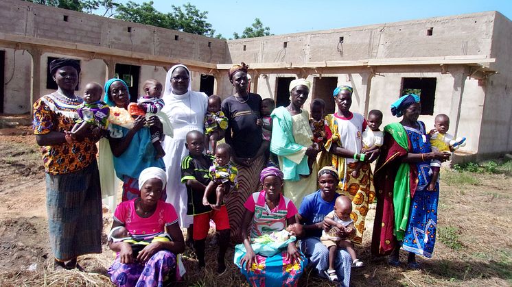 Kümmern sich um notleidende Kinder in Burkina Faso: die Ordensschwestern "Unserer Lieben Frau von den Aposteln". Bild: Starke Kinder e.V.