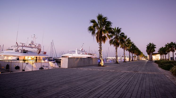 Karpaz Gate Marina - promenade (2)