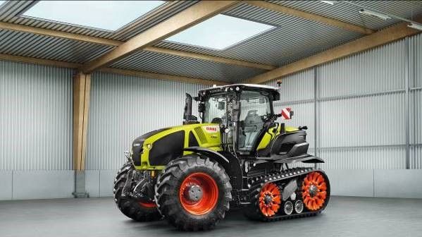 2019 AXION TERRA TRAC goes into series production