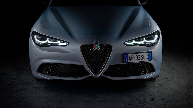 Alfa Romeo Giulia & Stelvio: De tidløse italienere er blevet opdaterede