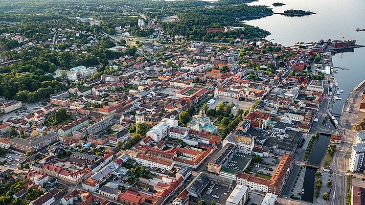 JSB och Karlshamns kommun sluter ramavtal för löpande byggtjänster inom trä, betong och mureri. Det nya ramavtalet träder i kraft från och med den 1 maj 2023 och sträcker sig över en period på 2+2 år.