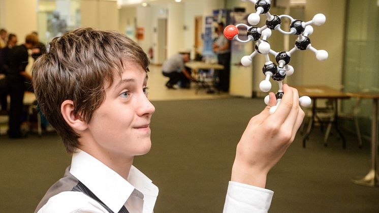 Thousands of schoolchildren flock to Northumbria University for Big Bang event
