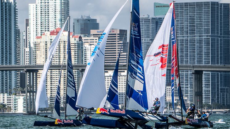 Competitors battle it out on the waves at the finals of the Red Bull Foiling Generation, supported by Yanmar