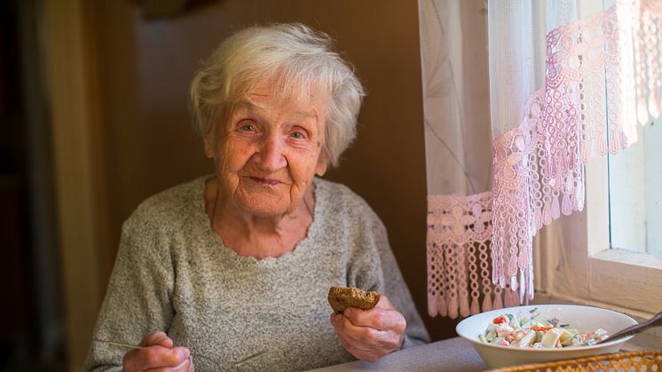 Med start i oktober kommer Kävlinge kommun erbjuda en behovsanpassad matkasse för äldre invånare som kommer hem från en sjukhusvistelse. Personer över 65 år har ett större behov av protein för att kunna återhämta sig och inte bli undernärda.
