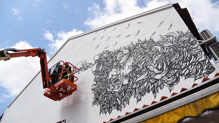 In the Clouds by Speak Cryptic, a mural of ARTWALK Little India 2019 at 60 Kerbau Road. Photo courtesy of LASALLE College of the Arts.