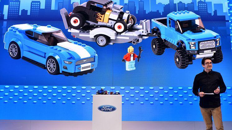 LEGO henvender seg til barn i alle aldre med to Ford-ikoner