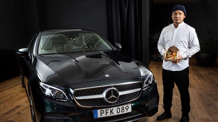 Mercedes öppnar popup med Sayan Isaksson 