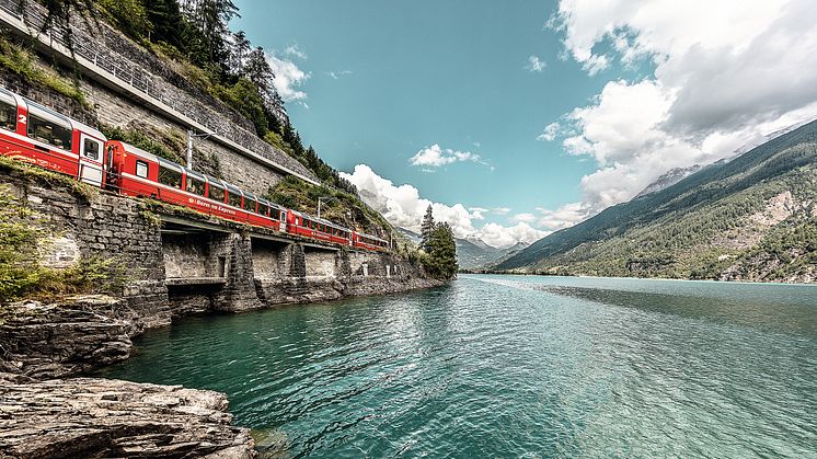 Von Gletschern zu Palmen mit dem Bernina Express