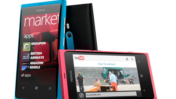 Nu lanseras Nokias och Microsofts stora satsning – Nokia Lumia 800 med Windows Phone 