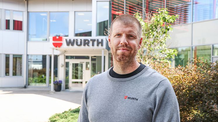Henrik Lord, produktchef på Würth berättar om den nya portabla el-bilsladdaren.
