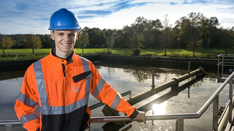 Rico Huhn aus Grimma hat als einer der besten in Sachsen in diesem Jahr die Ausbildung zur Fachkraft für Abwassertechnik bei Veolia abgeschlossen. Wie die Ausbildung bei Veolia erfolgt, darüber informieren wir auf der Ausbildungsmesse in Grimma.