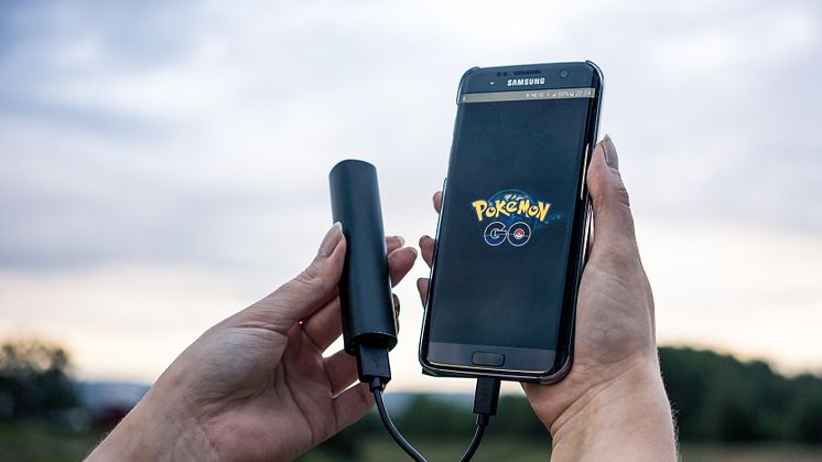 Salget av ekstrabatterier til mobil hos Elkjøp har steget markant de siste ukene i takt med Pokémon Go-feberen. 