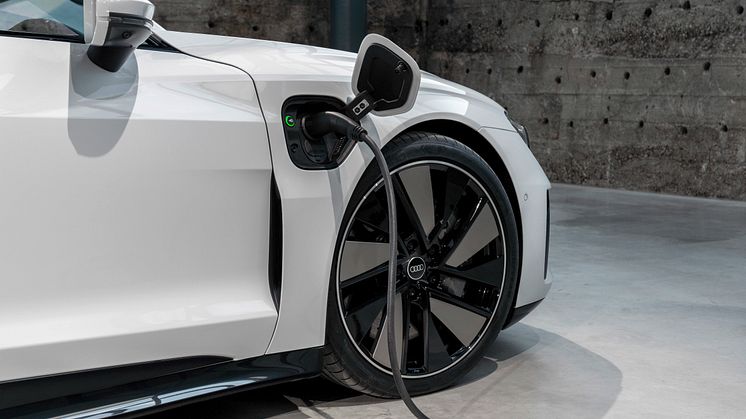 Audi e-tron GT (Gletsjerhvid)