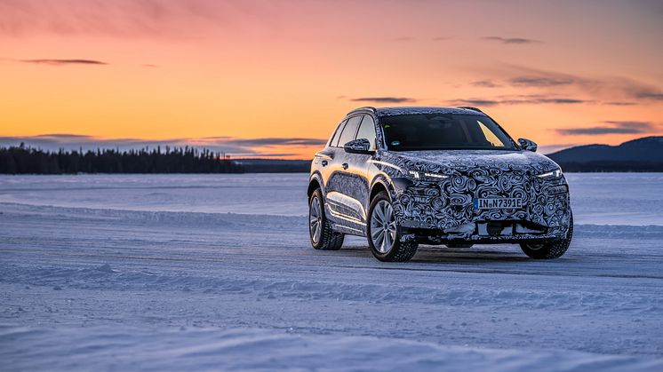 Audi tester camoufleret Q6 e-tron prototype i det kolde nord
