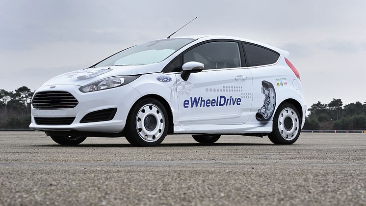 Ford och Schaeffler visar upp sitt eWheelDrive-projekt –Fiesta-baserad forskningsbil kan ge större smidighet och enklare parkering i tätort