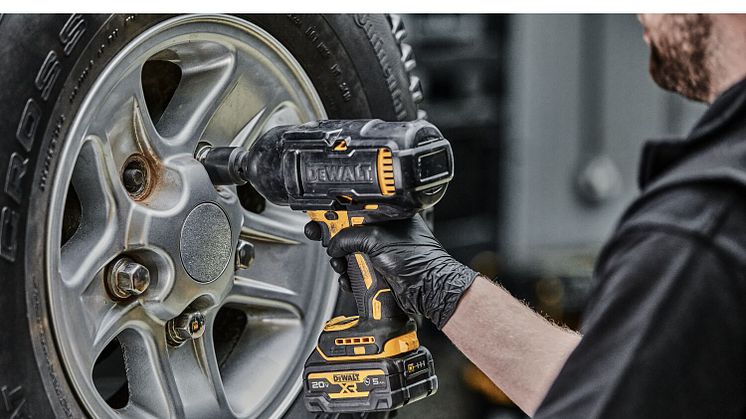 DEWALT® Introduces the New 20V MAX* XR® 1/2 in. High Torque Impact Wrench that Provides Users with the Power Needed on the Jobsite 