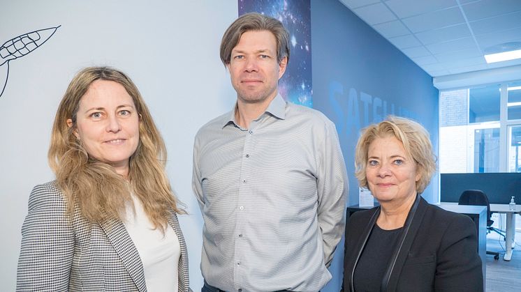 På billedet (fra venstre): Glenda Napier, CEO i Energy Cluster Denmark, Janus Munthe, økonomichef i Erhvervshus Sjælland og Bolette Christensen, direktør i Vordingborg Erhverv.
