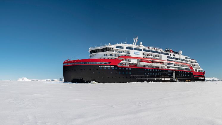 The pioneering MS Roald Amundsen is along with her sister MS Fridtjof Nansen the world's first hybrid expedition ships. Photo: Hurtigruten / Andrea Klaussner