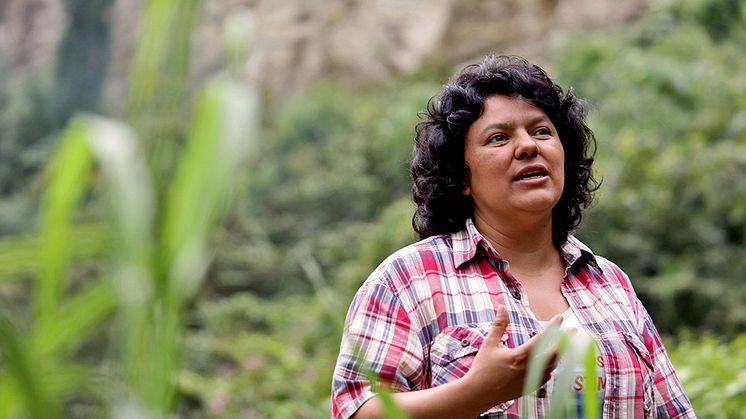 Miljøaktivist, Berta Cáceres, blev myrdet i sit hjem i år, er en af mange, der har måtte lade livet for deres sag. Foto: Goldman Environmental Foundation
