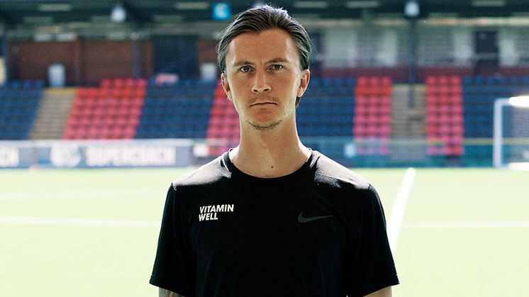 Vitamin Well stärker teamet med fotbollsproffset Kristoffer Olsson