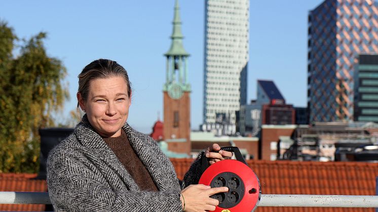 Karin Ahlström Ullbro är hållbarhetsansvarig på GöteborgsLokaler. Hon har varit med och sammanställt en rad handfasta tips på hur lokalhyresgäster kan dra ner på energiförbrukningen. Foto Jonas Hernstig