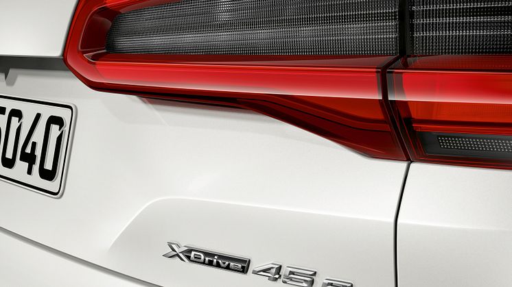 BMW X5 xDrive45e iPerformance_yksityiskohta1