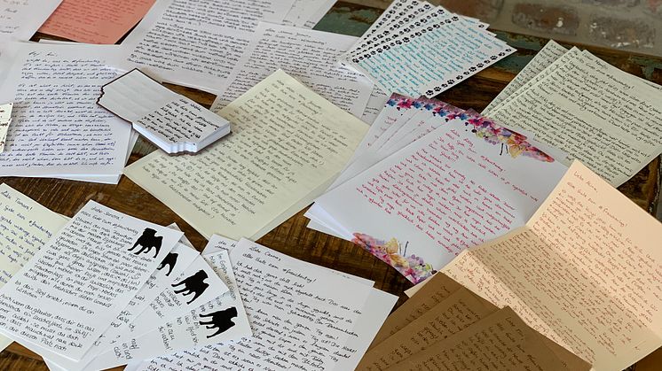 30 handgeschriebene Briefe aus der ausgezeichneten #frauchentag Kampagne von Fressnapf und TONY