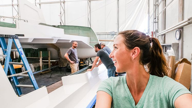 VETUS - Matt and Jessica Johnson of MJ Sailing are building a 42-foot catamaran with the backing of VETUS MAXWELL (2).jpg
