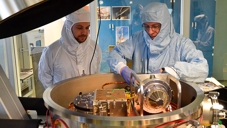 Institutet för rymdfysik ansvarar för och har byggt rymdinstrument för att studera Jupiter och tre av dess isiga månar. Kom och se en unik utställning och möt forskarna den 7-8 mars på Curiosum. Foto: IRF